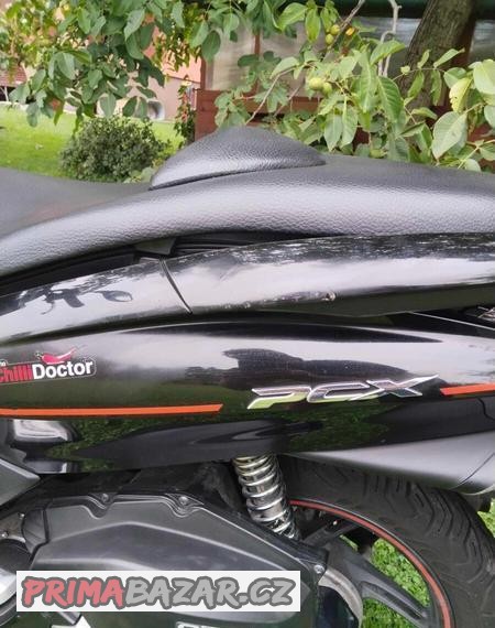 honda-pcx-125-r-v-2013
