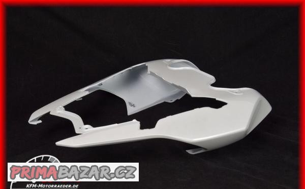 yamaha-fz8-n-podsedlovy-plast