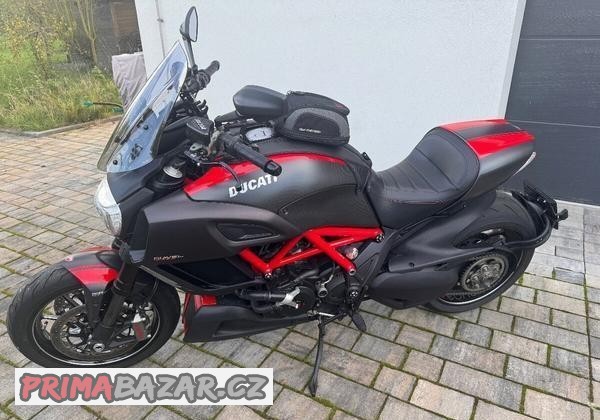 ducati-diavel-carbon-naj-7600km-nehavarovany