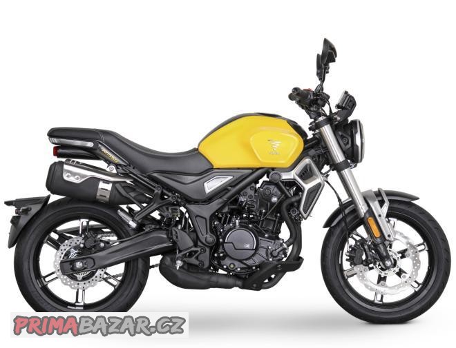 voge-350-ac-novy-motocykl