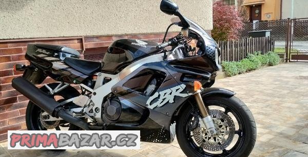 honda-cbr900rr-sc28