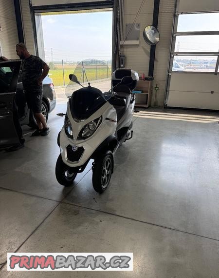 Piaggio mp3 300 LT 2011