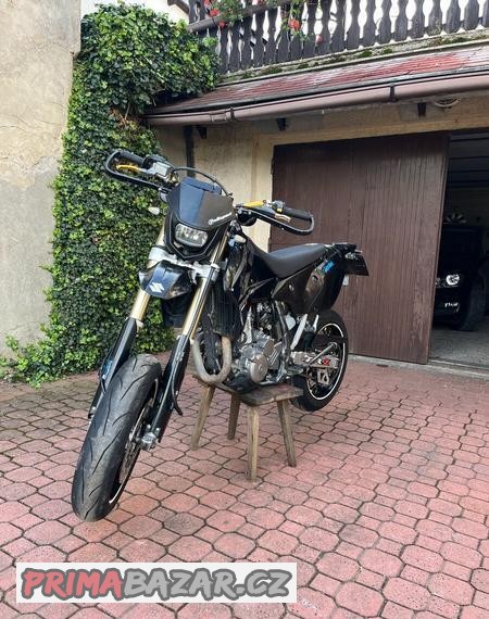 Suzuki DRZ 400 SM Suzuki DRZ 400 SM