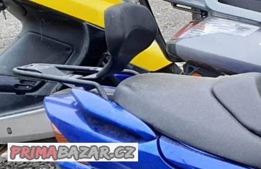 suzuki-burgman-125-150-operka-spolujezdce-nosic