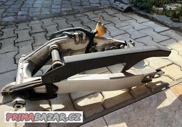 suzuki-gsxr-750-w