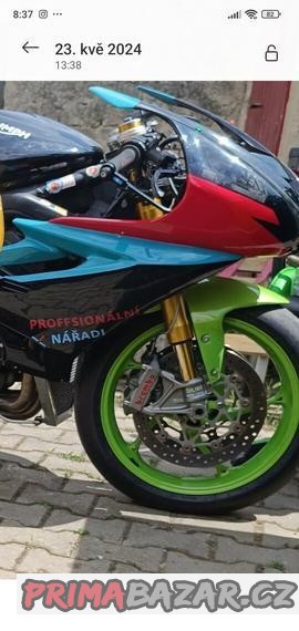 kapoty-triumph-daytona-675