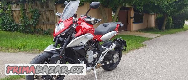 mv-agusta-stradale-800-1-majitel