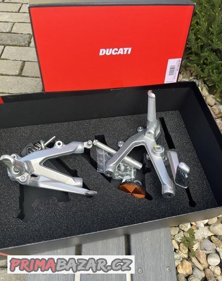 stupacky-ducati-panigale-v2