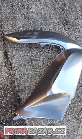 prava-kapota-honda-pcx-125-model-2010-13