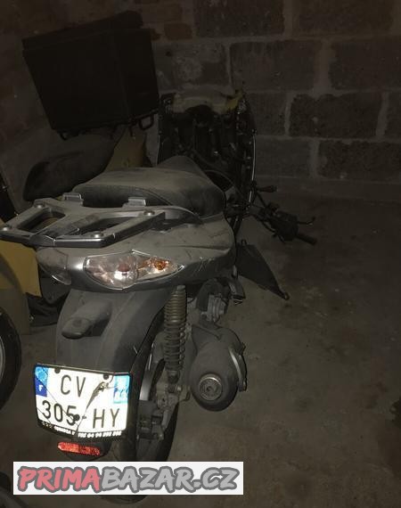 prodam-dily-z-aprilia-sportcity-125