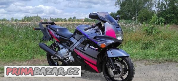 honda-cbr-600-f-pc25-v-peknem-stavu