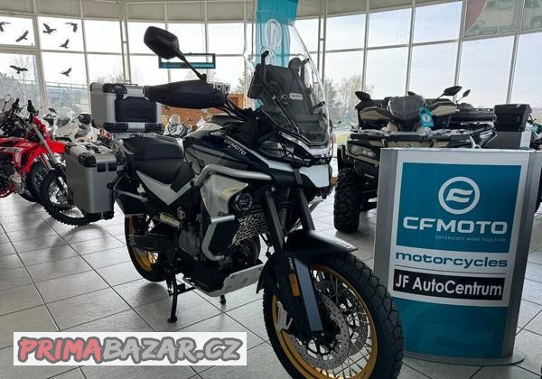 cfmoto-800-mt-explore-bila-cerna-skladem