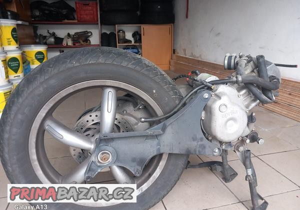 motor-aprilia-125-rotax-rok-2003