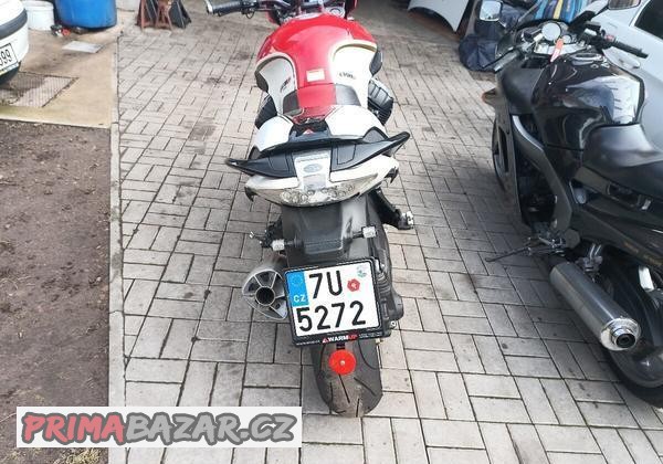 motoguzzi-1200sport-8v