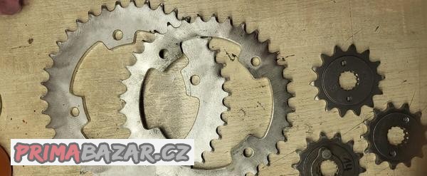 suzuki-ltr-450-rozety-a-origo-stupacky