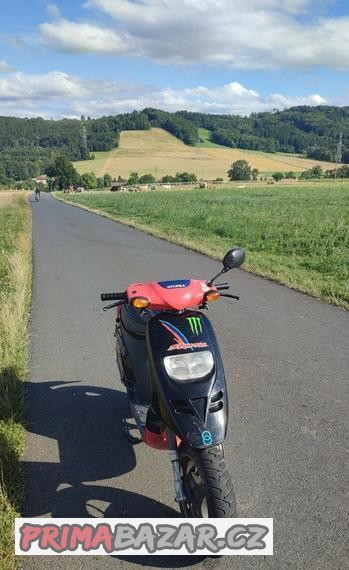skutr-gilera-storm-50-2t