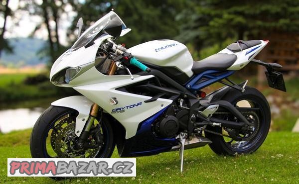 triumph-daytona-675-r-v-2014