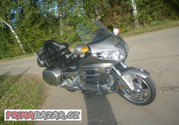 honda-gl-1800-gold-wing-abs