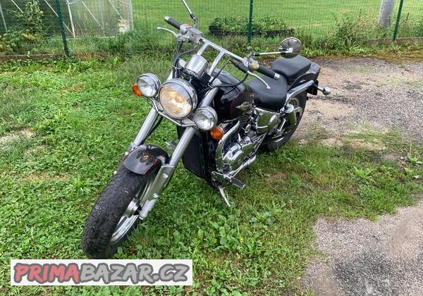 suzuki-marauder-800