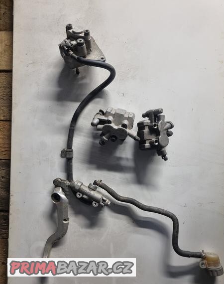 brzdy-suzuki-ltr-450