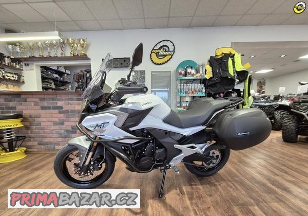 cfmoto-700-mt-premium