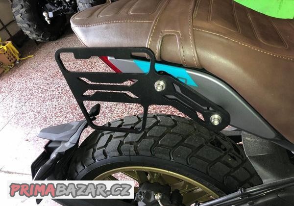 drzak-pro-moto-brasnu-shad-700cl-x