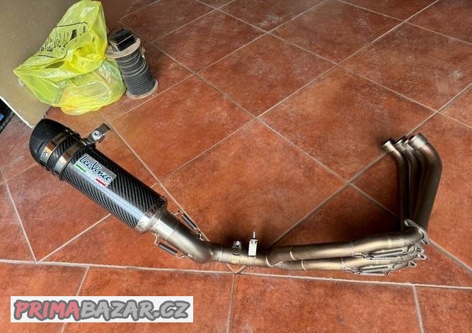 honda-cb-650-vyfuk-leo-vince-carbon-neskrabnuty