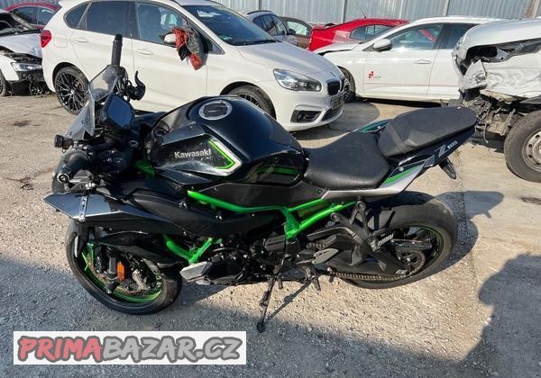 kawasaki-z-h2-1000ccm-147kw-rv-2020-5-havarovana-motor-start