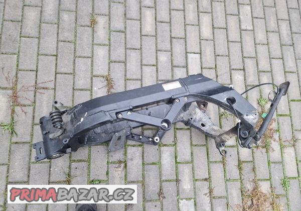 v-strom-650-1000-ram-bez-tp-na-dily