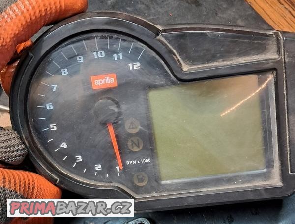 aprilia-rs-125-2006-budik-tachometru