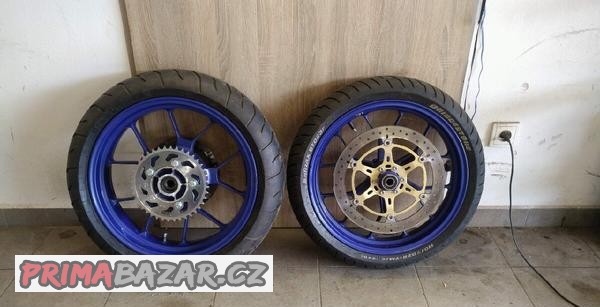 supermoto-kola-ktm-brzdovy-adapter