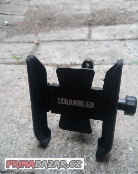drzak-mobilu-na-riditka-scrambler