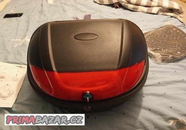kufor-na-motocykel-72l-na-dve-helmy