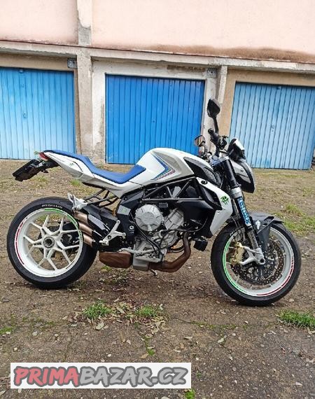 mv-agusta-brutale-800
