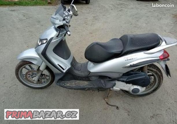 Piaggio Beverly 200ccm na opravu