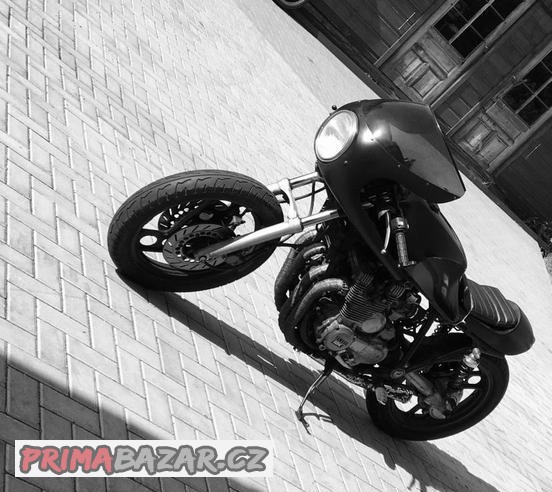yamaha-xj900-custom
