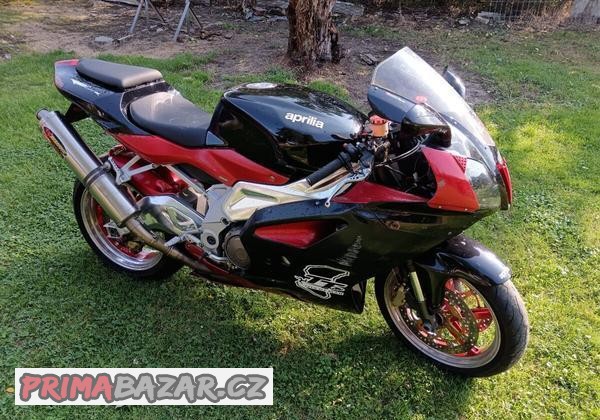 aprilia-rsv-1000-rr