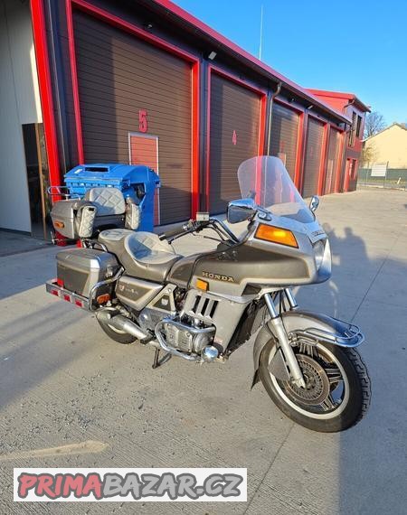 prodam-honda-goldwing-aspencade-1100-veteranske-spz
