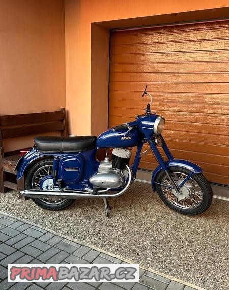 jawa-250-559-panelka