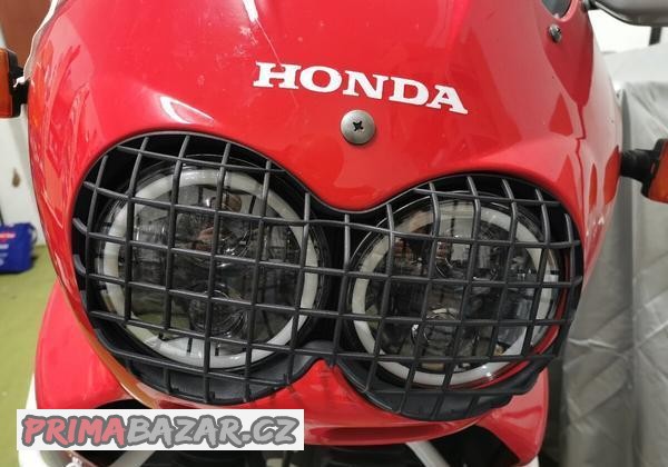 honda-xrv-750-rd07a-africa-twin-mriezka-svetlometu