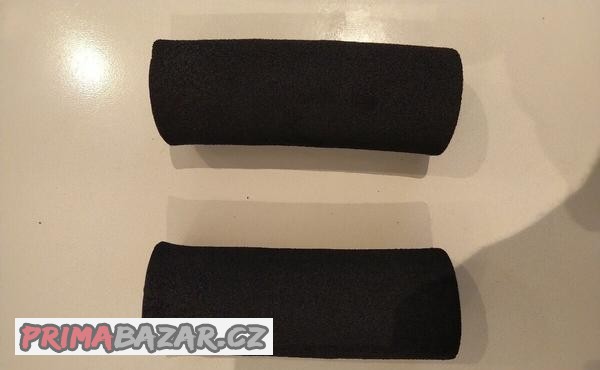 ochranne-neoprenove-navleky-na-rukov-t-na-bmw-f-850-gs