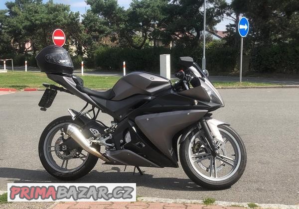 yamaha-yzf-r-125-2010