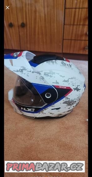 enduro-helma-hjc