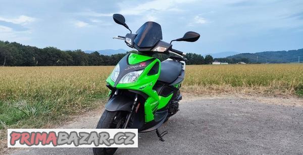 prodam-skutr-kymco-super-8
