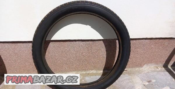 pneu-plast-na-moto-veteran