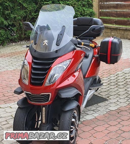 peugeot-metropolis-400-trikolka-pro-ridicak-skupiny-b