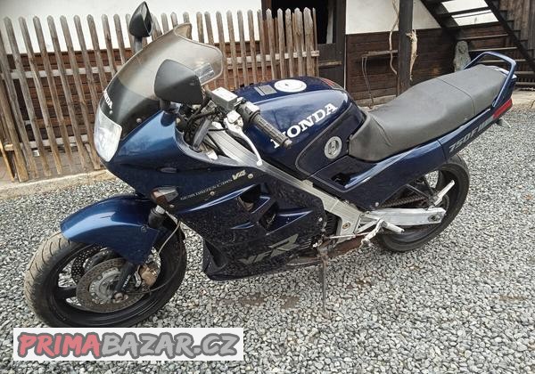 honda-vfr-750-f