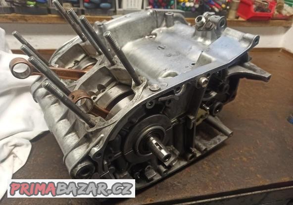 yamaha-rd-250-350-motor
