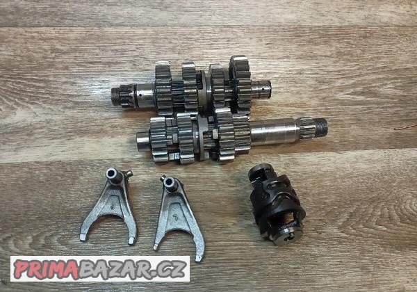 yamaha-yz-450f-2003-2005-prevodovka