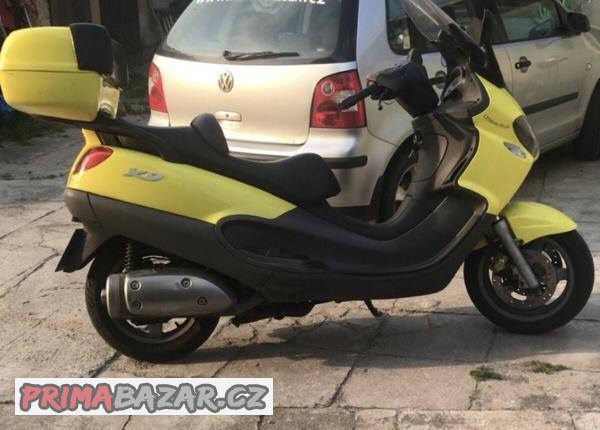 piaggio-x9-500